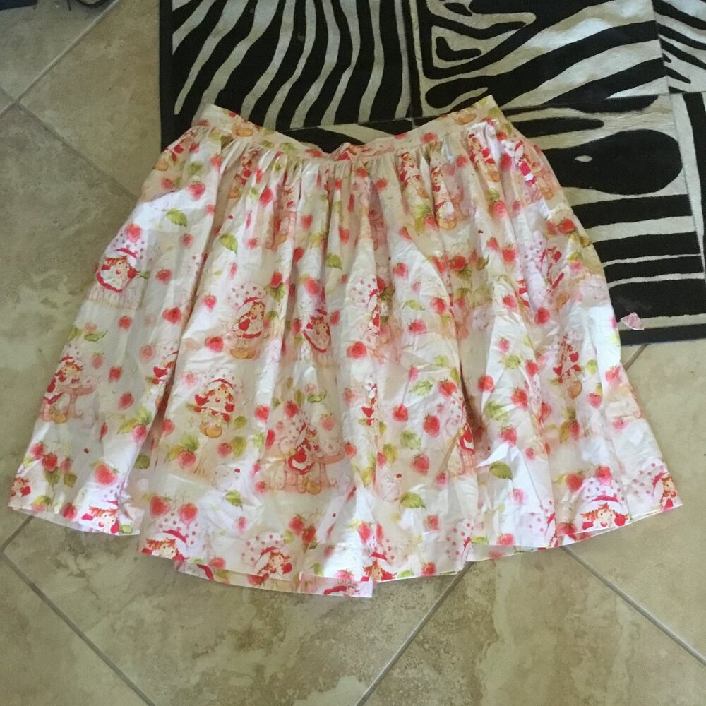 Sarsparilly  Strawberry Shortcake skirt size 3xl AU new (fits 2x)
